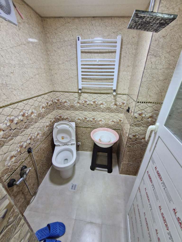 حمام وسرویس فرنگی