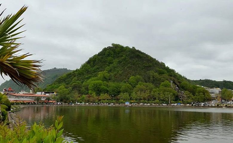 شیطان کوه و استخر لاهیجان